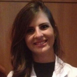 Dra. Claudia Medrado